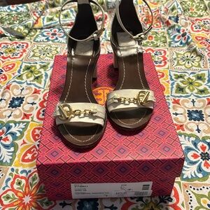 Tory Burch Toggle sandals 65mm Ivory Sz 7